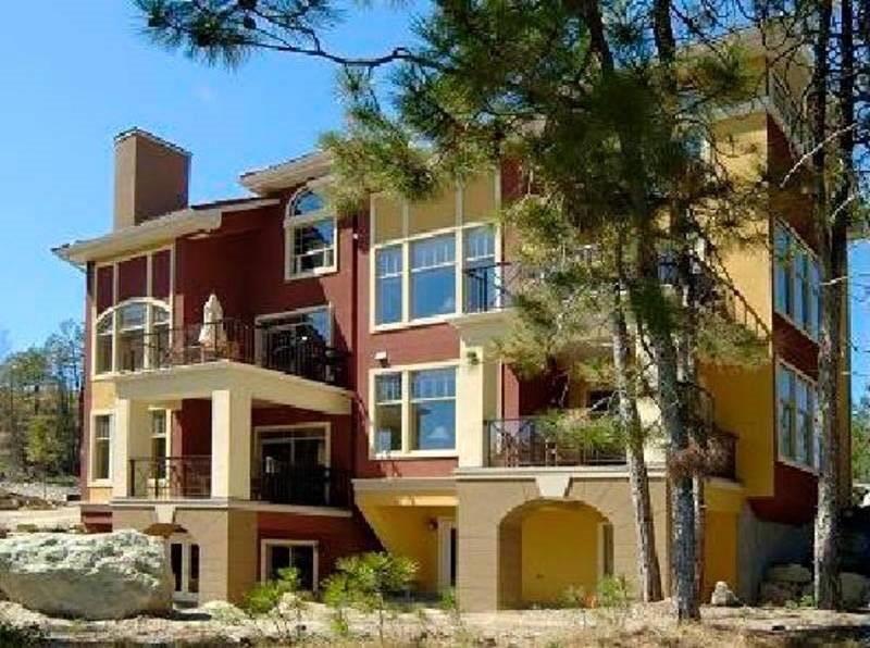 Bellasera Tuscan Villas By Associated Property Management Κελόουνα (Κelowna) Εξωτερικό φωτογραφία